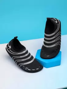 男童條紋圖案套穿式水鞋運動型沙灘織物水襪 - 黑色 - 查看 2