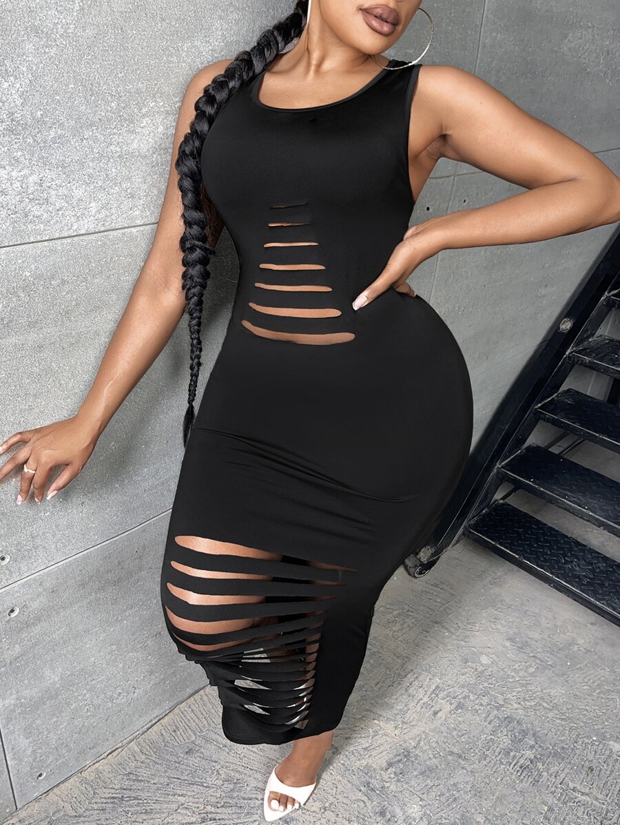 Slaydiva 大碼梯狀鏤空背心連衣裙 - 黑色 - 查看 1