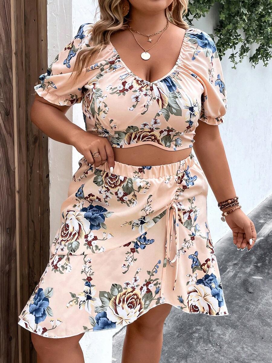 SHEIN Holidaya Plus Floral Print Puff Sleeve Crop Blouse & Ruffle Hem Skirt - Pink - View 1