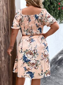 SHEIN Holidaya Plus Floral Print Puff Sleeve Crop Blouse & Ruffle Hem Skirt - Pink - View 2