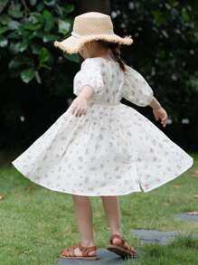 Young Girl Ditsy Floral Print Country Style Dress