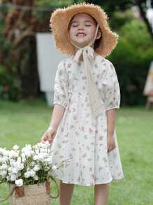 Young Girl Ditsy Floral Print Country Style Dress