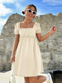 SHEIN EZwear 方領泡泡袖胸部褶皺洋裝