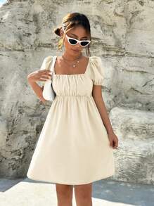 SHEIN EZwear 方領泡泡袖胸部褶皺洋裝