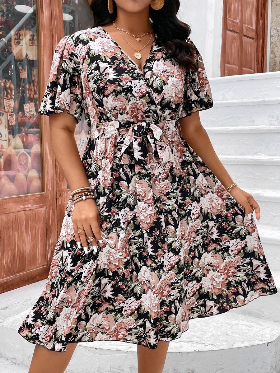 SHEIN LUNE Dress Ukuran Plus Berikat Membungkus Bunga All Over Print Boho - MultiWarna - View 1