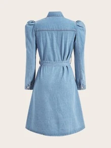 SHEIN Frenchy 翻蓋口袋泡泡袖腰帶牛仔洋裝 - 淺色水洗藍 - 查看 2