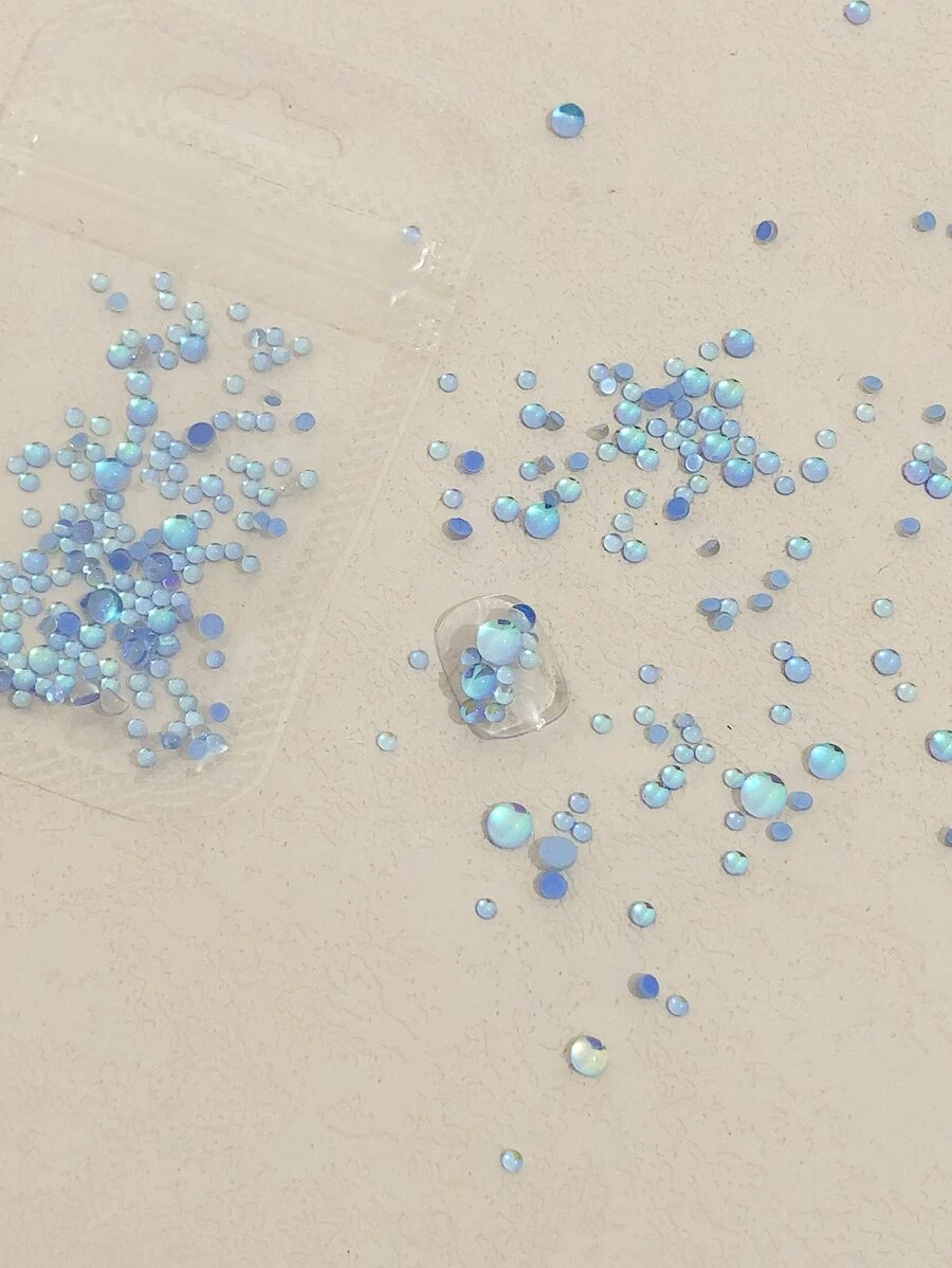 1入組隨機釘珠美甲飾品