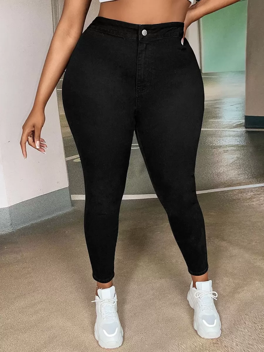 SHEIN SXY Plus Solid Skinny Jeans - Black - View 1