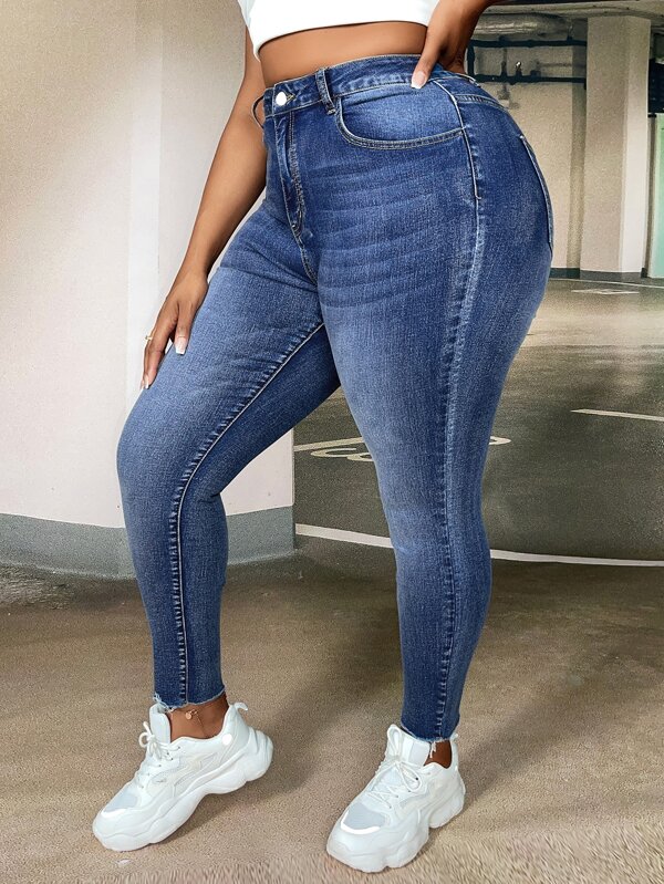 SHEIN EZwear Eenkleurig Grote maat: jeans Knoop Zak Ruwe hem Rits