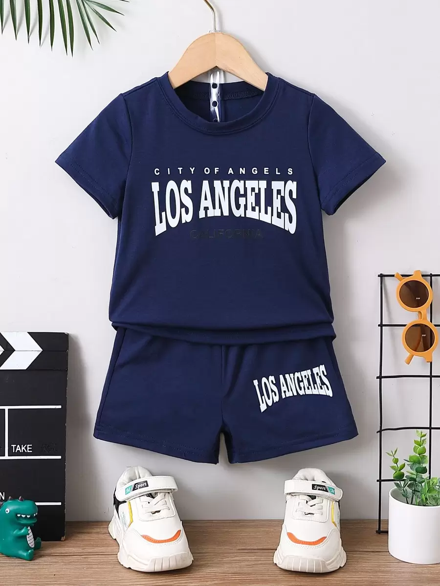 SHEIN Summer,Holiday,TravelerYoung Boy Navy Blue Simple & Cool Round Neck Regular Sleeve Top And Shorts Two Piece Set For Summer
