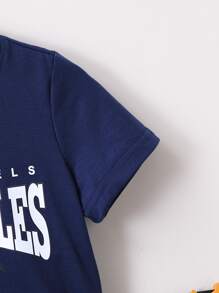 SHEIN Summer,Holiday,TravelerYoung Boy Navy Blue Simple & Cool Round Neck Regular Sleeve Top And Shorts Two Piece Set For Summer