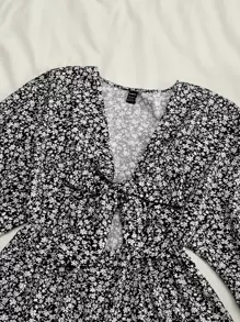 SHEIN VCAY Ditsy Floral Print Knot Front Ruffle Hem Romper