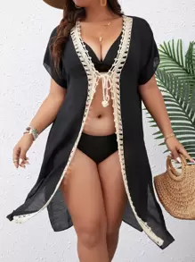 Kimono de croché en contraste con cordón delantero