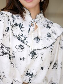 DAZY 印花荷葉邊荷葉袖襯衫 - 黑與白 - 查看 5