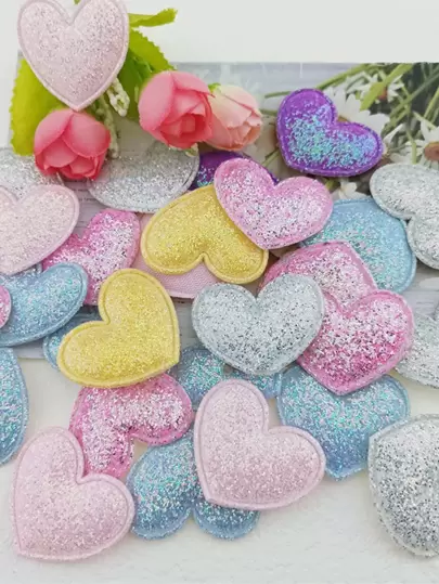 50 piezas/set Accesorio con diseño brillante en forma de corazón moderno poliéster para