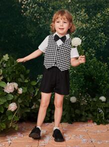 小男童千鳥格印花馬甲和襯衫和短褲