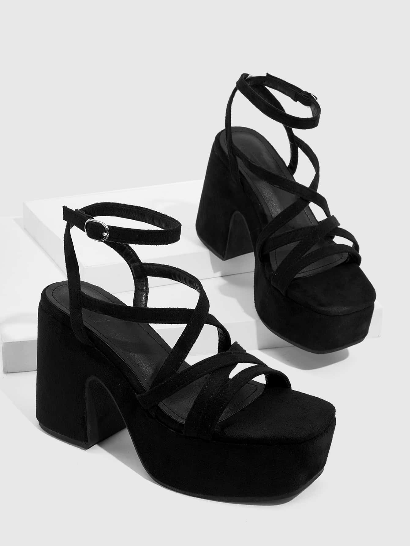 CUCCOO SZL Sandálias elegantes de tira no tornozelo pretas para mulher, sandálias plataforma de falso camurça com salto alto para formatura, formatura, férias, de verão, volta às aulas, calçados de estudante universitária, festa, estilo "baddie", tendência, chique, fantástico, Halloween, Natal, festa na discoteca, noite sexy de outono - Preto - Visão 4