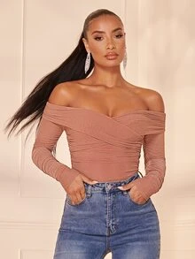 SHEIN BAE Body de hombros descubiertos fruncido lateral brillante - Rosa Oxidada - Ver 3