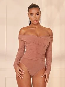 SHEIN BAE Body de hombros descubiertos fruncido lateral brillante - Rosa Oxidada - Ver 4