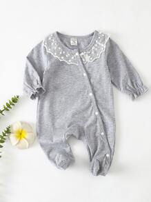 SHEIN Bebé Mameluco de dormir con pie de malla en contraste ribete con fruncido de manga con volante - Gris Claro - Ver 1