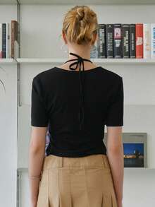 SHEIN Áo thun nữ Hội Chữ thập Buộc lại Gân đan Nút phía trước màu trơn Giải trí - màu đen - Xem 2