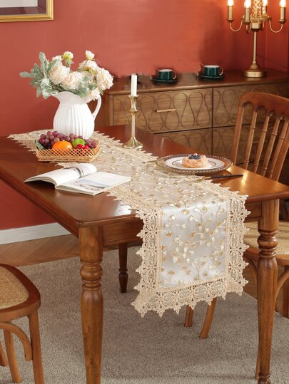 1pc Polyester Double-Layer Embroidered Gold Sequin & Water-Soluble Lace Wedding/Party Table Runner