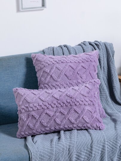 1 件装提花绒面菱形枕套，适用于卧室、沙发等家居装饰。这款枕套舒适柔软，风格简约，也适合客厅沙发装饰。