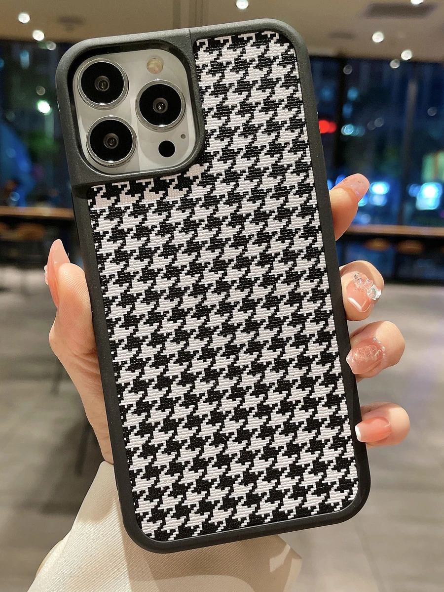 Vỏ điện thoại in hình Houndstooth - Đen và trắng - Xem 1