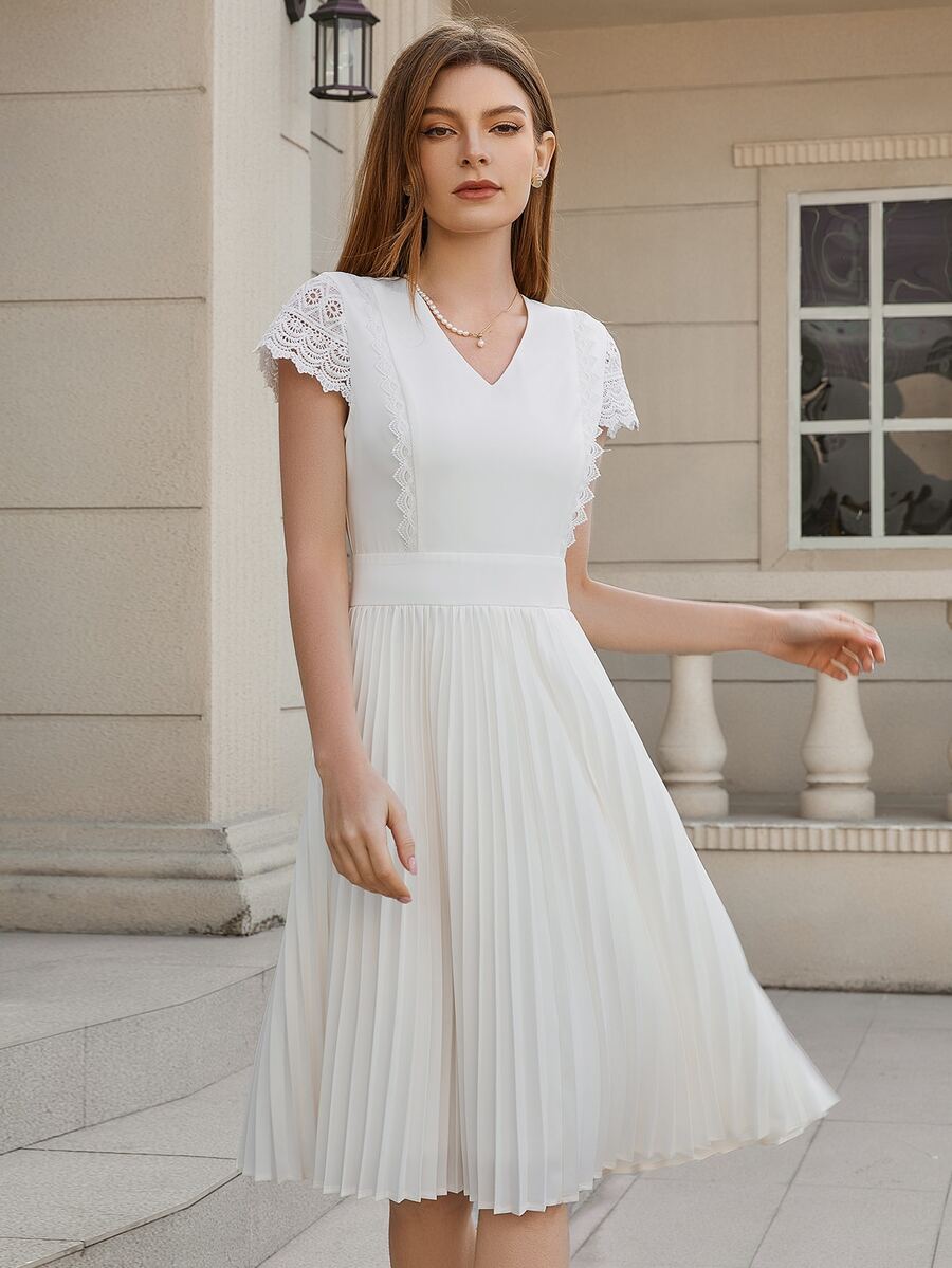 Vestido con encaje en contraste bajo fruncido - Blanco - Ver 1