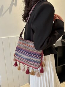 Bolsa de hombro de viaje informal nueva 2023 con características retro, de moda para chicas con flecos cruzados