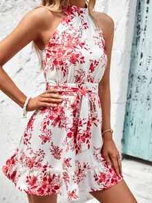 SHEIN VCAY Vestido halter con estampado floral bajo con fruncido con cinturón - Blanco - Ver 4
