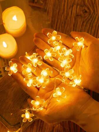 1pc 1.5/3/6M Cute Plastic Flower Decoration LED Light String, Battery Power, Indoor Home Decor Cherry Blossom Lights,Room Decor,Bedroom Wall Decor Cherry Blossom Light,Suitable For Wedding Decor,Party Decor,Valentine's Day Decor Lights,Table Decoration Flower Light String