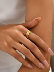 Women Simple Textured Metal Ring