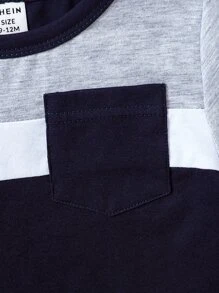 Mały chłopiec Kolorowe bloki Kieszeń połatana Koszulka i spodenki - Granatowy - Zobacz 7