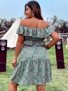 SHEIN Holidaya Falda con top con estampado de paisley de hombros descubiertos ribete con fruncido - Verde militar - Ver 2