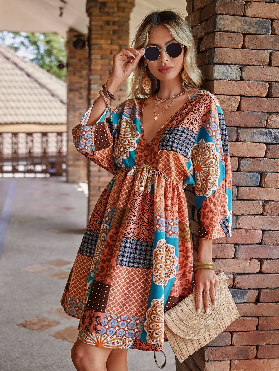 SHEIN VCAY Vestido con estampado de retazo de manga murciélago - Multicolor - Ver 1