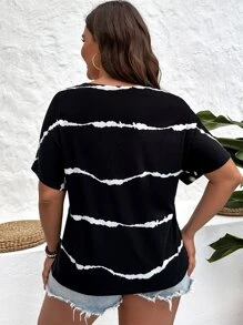 SHEIN LUNE 大碼圖案印花蝙蝠袖T恤 - 黑色 - 查看 2