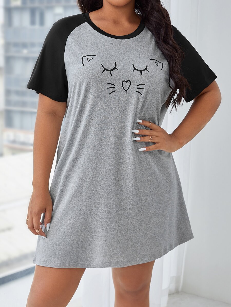 大碼卡通圖案插肩袖睡裙