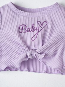 SHEIN Leap Crew 寶寶女孩字母刺繡萵苣邊結前t恤與喇叭裝褲 - 紫丁香色 - 查看 6