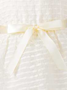 小女童泡泡袖繫腰帶洋裝