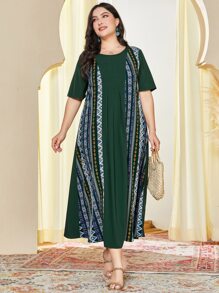 Al Najma Plus Geo Print Smock Dress - Dark Green - View 5
