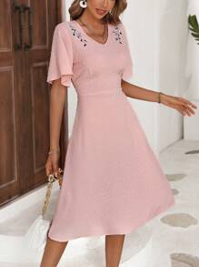 SHEIN Clasi 圓點花卉刺繡蝴蝶袖A字連衣裙 - 淺粉色 - 查看 4