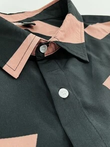 Manfinity Homme Men Plus Geo Print Shirt - Black - View 3