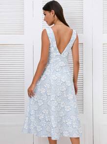 GENKIRA Floral Jacquard V Neck Backless Dress - Baby Blue - View 1