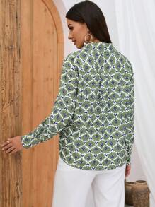SHEIN LUNE Camisa con estampado floral con botón delantero - Verde - Ver 3