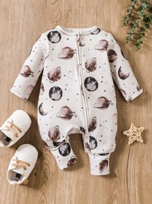 SHEIN Baby Boy Planet Print Zipper Front Sleep Jumpsuit - White - View 1