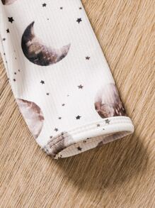 SHEIN Baby Boy Planet Print Zipper Front Sleep Jumpsuit - White - View 3