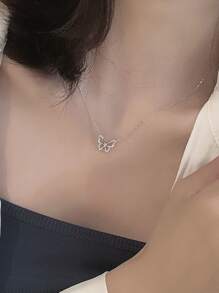 Máy Tính Thời Trang Hợp Kim Kẽm Kim Cương Giả Trang Trí Bướm Mặt Dây Chuyền Vòng Cổ Cho Nữ Trang Trí Hàng Ngày - Bạc - Xem 2