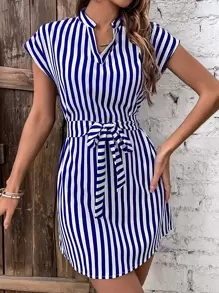 SHEIN LUNE Striped Print Notched Neckline Batwing Sleeve Belted Dress