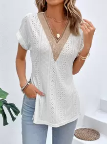 SHEIN LUNE Camiseta con encaje en contraste de manga murciélago bajo con abertura - Blanco - Ver 1